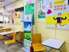-华莱士·全鸡汉堡(济南大明湖店)