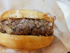 -老西关黄老太牛肉烧饼