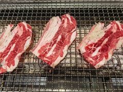-马路牙子烧烤馄饨酒馆(望京店)
