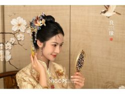 -雪中彩影婚纱摄影·微光艺术中心