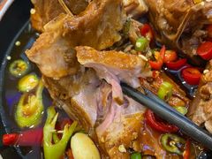 -万和春排骨砂锅米饭(新业广场店)