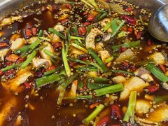 -乡土特色.冷锅鱼.牦牛肉汤锅