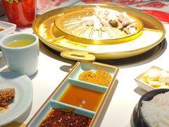 -猪啊牛呀羊啊铜盘烤肉(正大广场店)