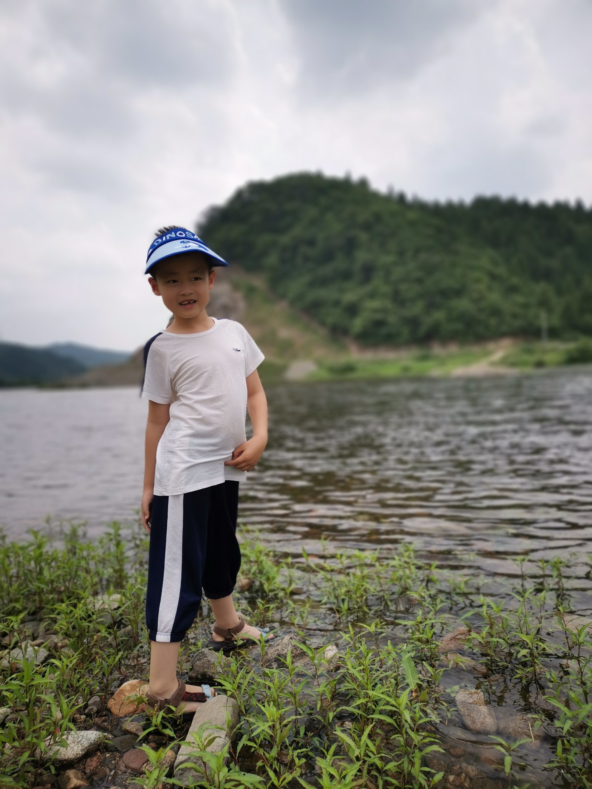 抚顺二道河封路 还有领导来检查 不让玩