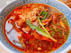 蛤蜊猪肝辣肉面-沪西老弄堂面馆(定西路店)