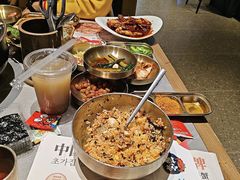 -草家酱蟹炭火烤肉店(珲春南路一店)
