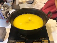 -鲜入围煮花胶鸡海鲜火锅