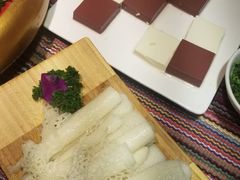 -慢丽江·云南野生菌土鸡锅(付家庄店)