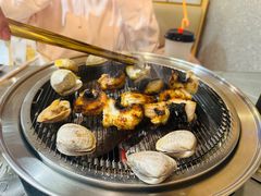 -围炉肉舍丹东海鲜烤肉·烤活鳗(步行街店)