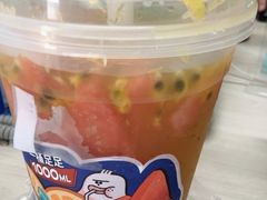 -沪上阿姨·精选茶饮(融创公馆店)