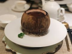 椰子八宝鸡汤-闻见中国海南菜(K11店)