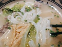 -潮牛海记•潮汕牛肉火锅•醉鸡煲•粿条汤(通北路店)