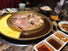 -猪啊牛呀羊啊铜盘烤肉(正大广场店)