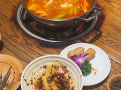 -亮欢寨(凯里总店)