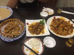 -金牌餐厅·天津菜·八珍豆腐·老爆三(瓷房子店)