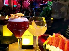 -FOUR PLAY BAR