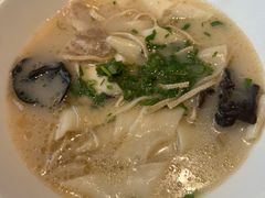 -咨言·烤鸭·烩面泡馍(建业十八城店)