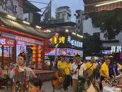-刘姐啤酒鱼民族演艺餐厅(西街总店)