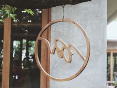 -Chom Cafe and Restaurant