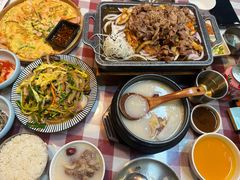 -益百岁牛尾汤(香山路店)