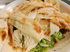 -思念果岭湖畔花房餐厅