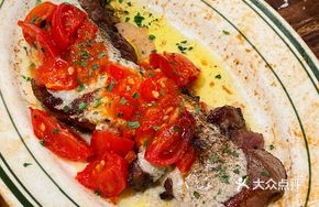 Truffle Cream Tomato Beef Tenderloin