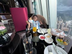 -瑞吉酒店·The Drawing Room闲逸廊·云端下午茶·夜奢Whiskey