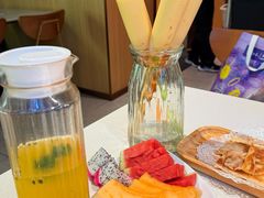 -小鱼小牛(世欧广场店)