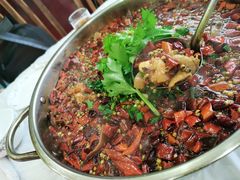 -余家庄肥肠鱼地方汤锅(银杏大道店)