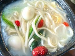 -滇釜火锅·能喝汤的火锅(车公庄店)