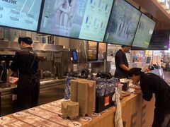 -霸王茶姬(上海静安大悦城店)