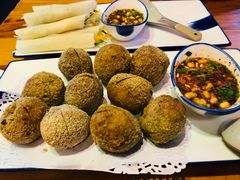 苗家豆腐圆子-老凯俚酸汤鱼(鸿通城店)