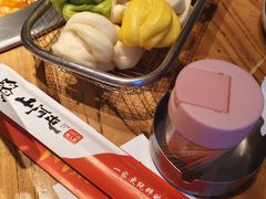 -山河屯铁锅炖鲜鹅·东北菜(开发区一店)