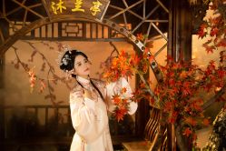 -九月鹰飞汉服摄影工作室