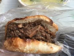 -老西关黄老太牛肉烧饼