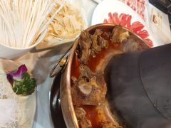 -羊家胡同·龙虾烧烤火锅(龙汇路店)