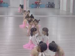 -雅米拉艺术中心(少儿舞蹈培训)