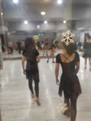 -单色舞蹈