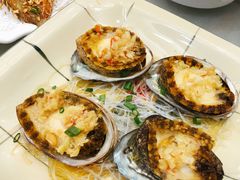 蒜蓉粉丝蒸鲜鲍-新享乐海鲜(翠华路店)