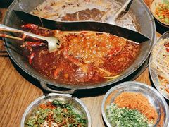 -萍姐火锅·公路夜市(武汉首店)