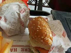 -The Habit Burger Grill 哈比特汉堡(爱琴海店)