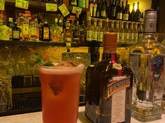 -城墙外BAR