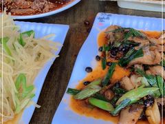 -茂县小辣椒川菜馆-羌家铜锅土火锅