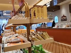 -沪上阿姨·臻选茶饮(上海环球港店)
