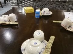-黄桷树曹家私房菜(江与城店)
