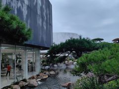 -罗红摄影艺术馆