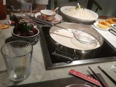 -尚尚仙·酸汤猪手·猪肚鸡火锅(华联万柳购物中心店)