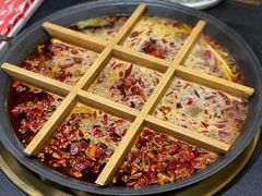 -沸炉重庆老火锅(军事博物馆店)