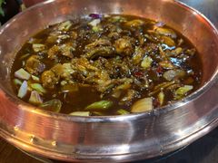 -虾弄弄海派小龙虾·牛羊蝎子火锅