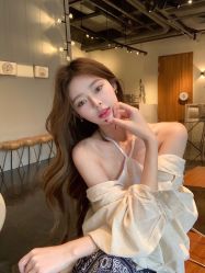 -AYO SALON